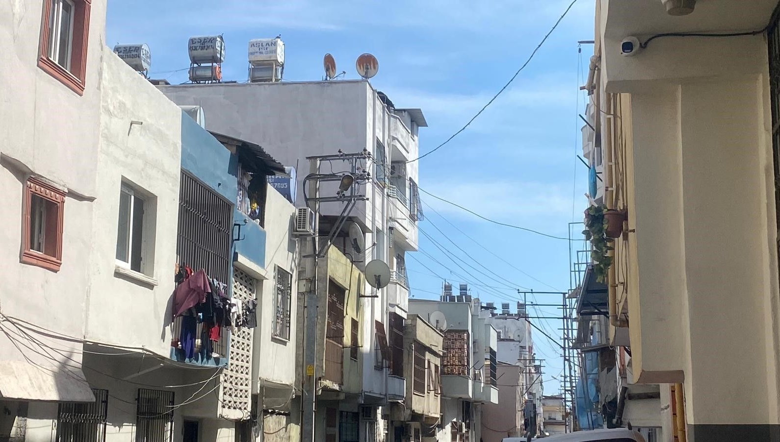 dugunde ates alan silah 20 yasindaki gence isabet etti S16Bvd8T