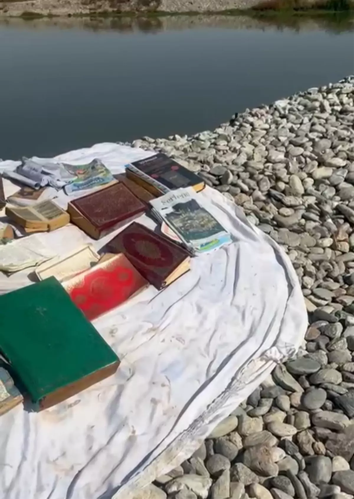 batman cayinda kuran i kerim bulundu 7q834Zxx.jpg