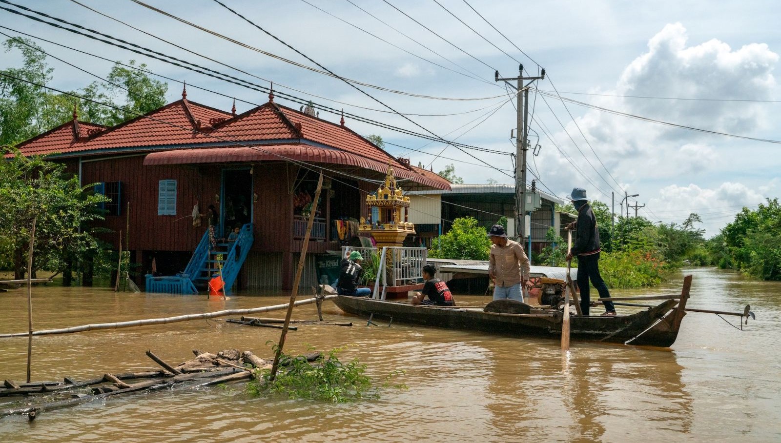 nepalde sel felaketi en az 22 olu BrIe6bYU