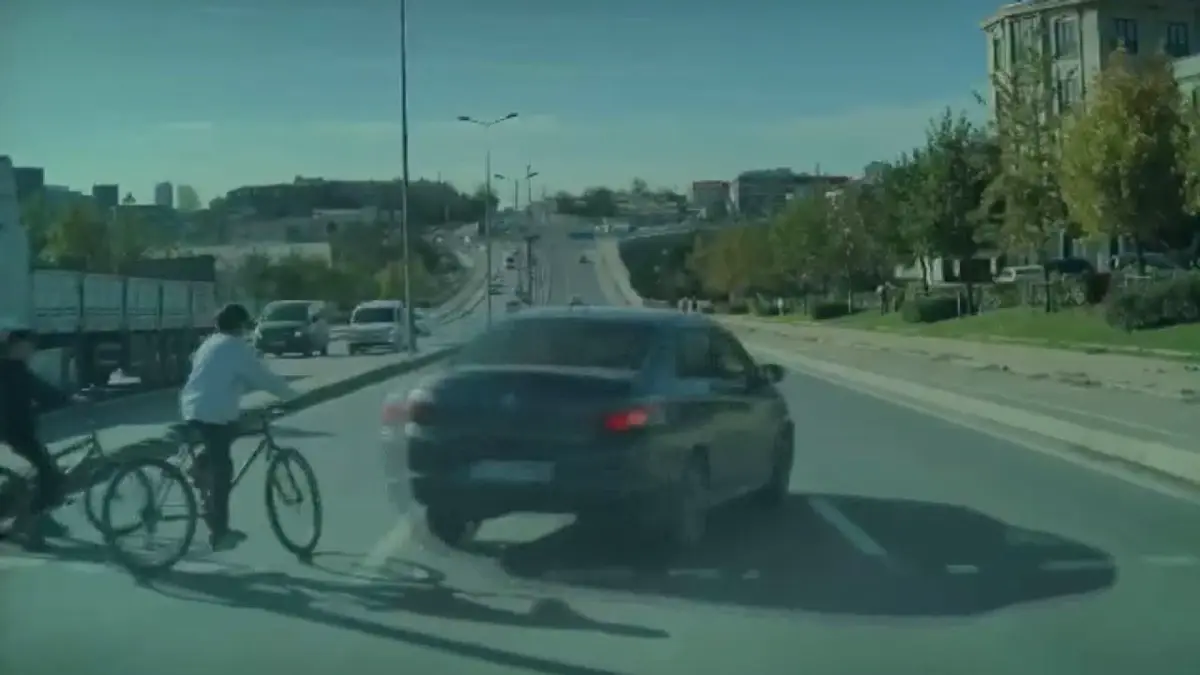 arnavutkoyde kirmizi isik kazasi kil payi onlenildi nmlbQ4Ey.jpg